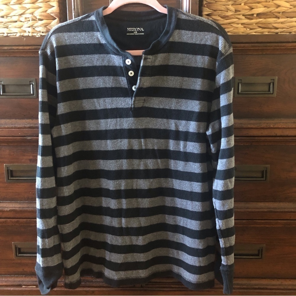 Merona black & gray long sleeve sleep shirt in size L